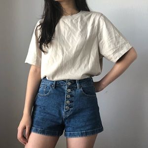 Uniqlo T-shirt